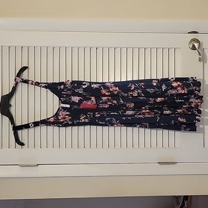 NWT floral dress w drawstring tie in back, size M
